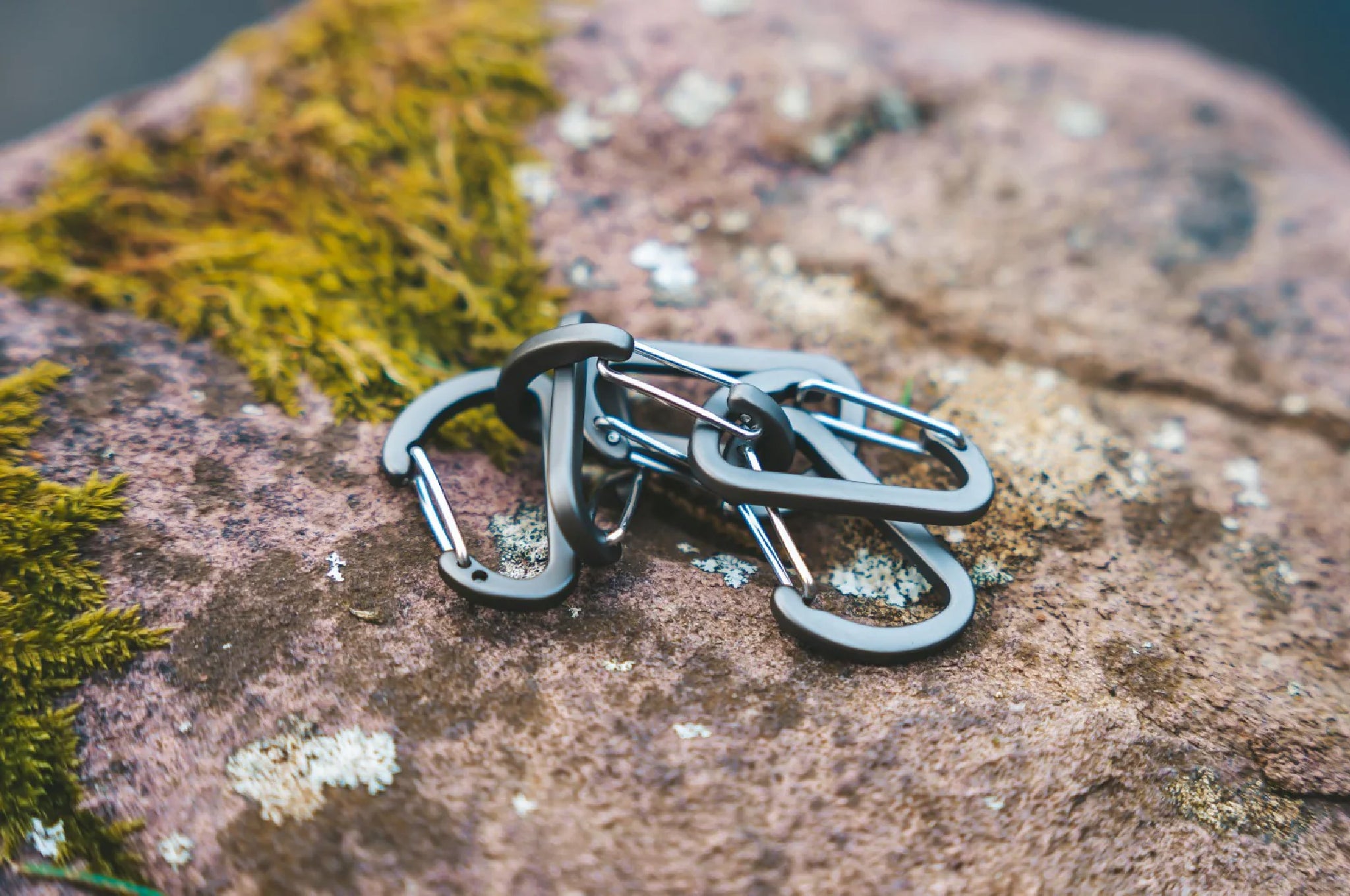 MINI CARABINERS | PACK OF 6 | NOT AVAILABLE IN EU & UK