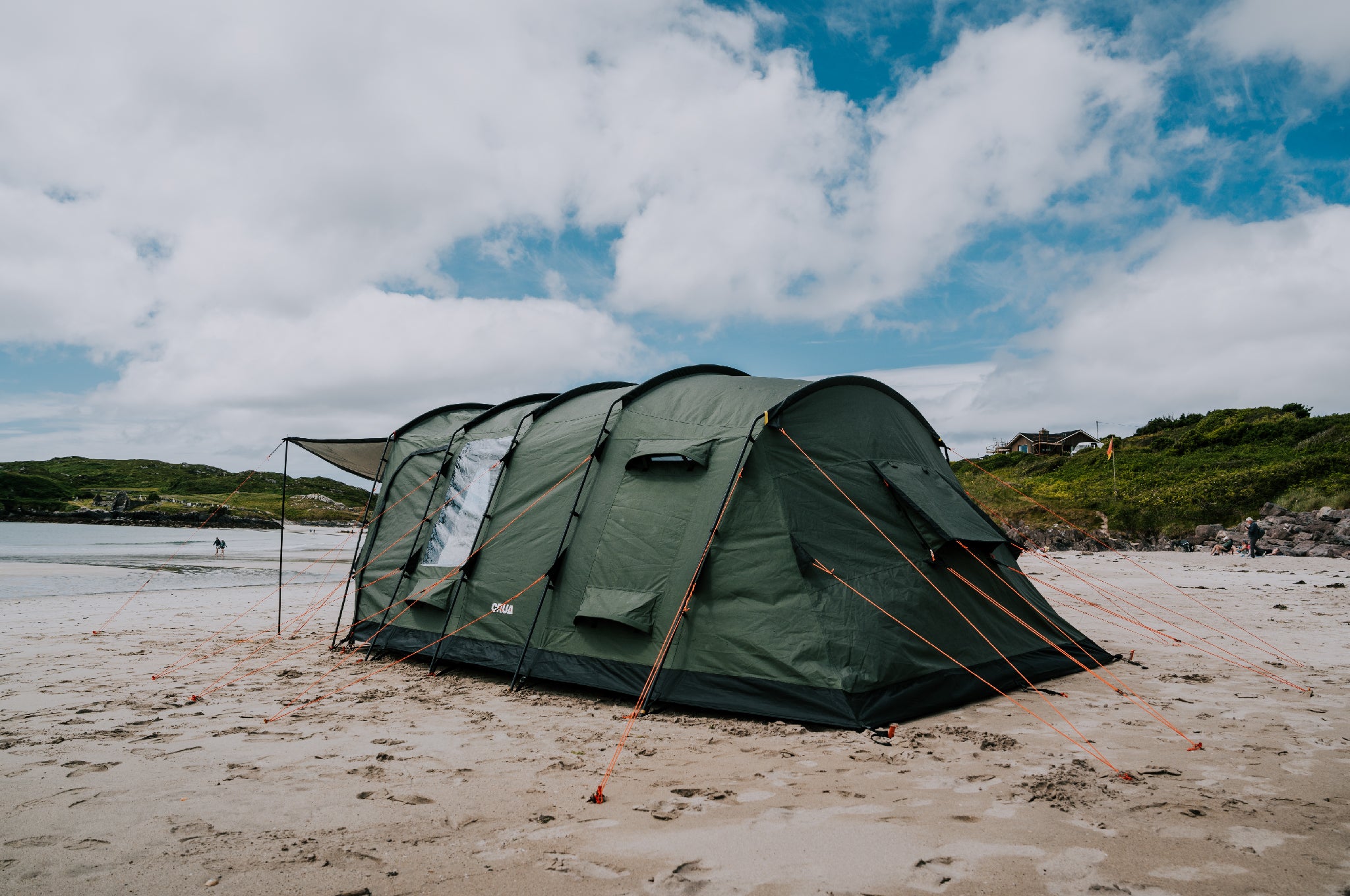 QUAD | 4 PERSON INSULATED TUNNEL TENT